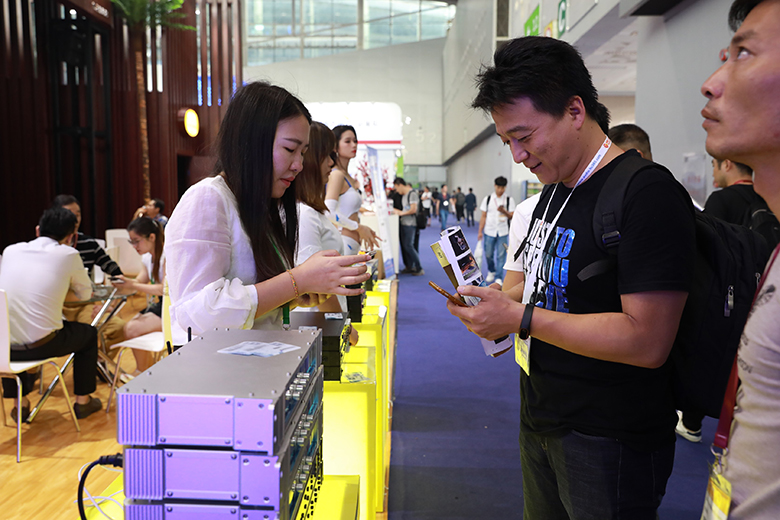 2018年5月10日-13日，为期四天的广州国际专业灯光音响展览会于母亲节当天正式落下帷幕